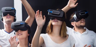 The 4 Ways to Profit from Virtual Reality